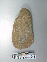 藏品(舌刃打製石斧)的圖片